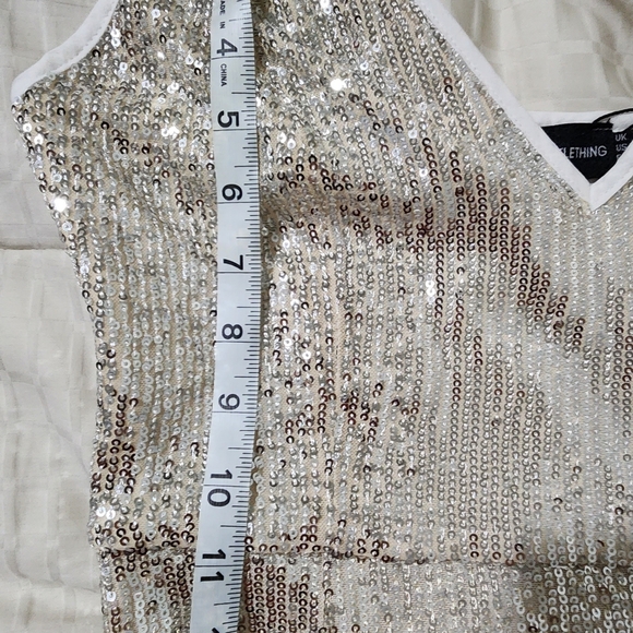 NWT Pretty Little Thing Silver Sequin Split Midi Dress Size: US -8 - Picture 7 of 16
